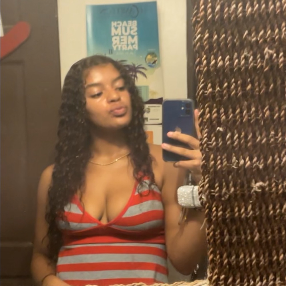 Meet your Posher, Jazmine